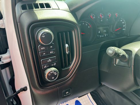 Used 2024 Chevrolet Silverado 1500 W/T w/ WT Value Package image 15