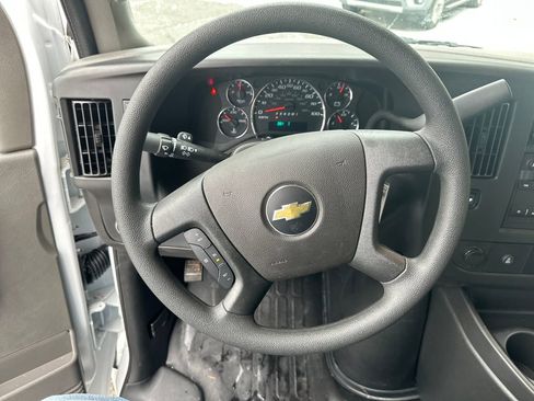 New 2025 Chevrolet Express 3500 w/ Power Convenience Package image 20