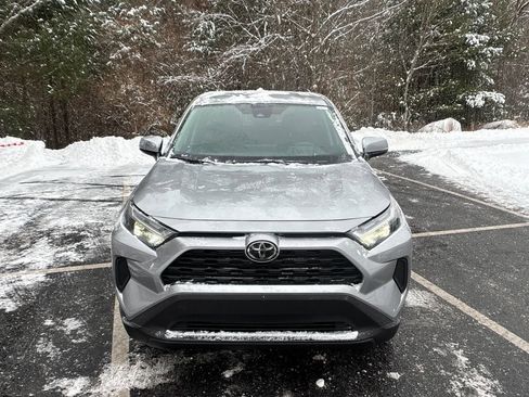 New 2025 Toyota RAV4 LE image 9