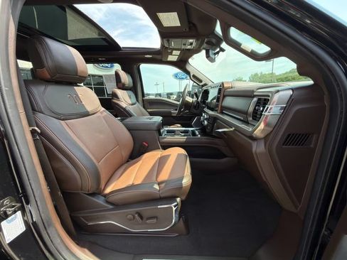 Used 2023 Ford F350 King Ranch AWD/4WD image 10