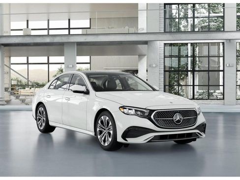 New 2026 Mercedes-Benz E 450 4MATIC Sedan image 10