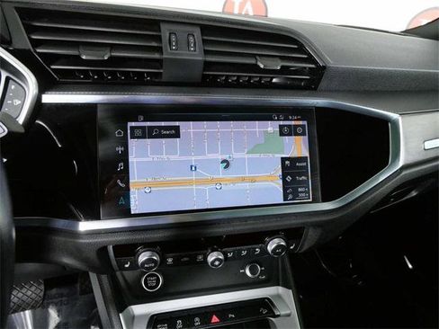 Used 2021 Audi Q3 2.0T Premium Plus image 19