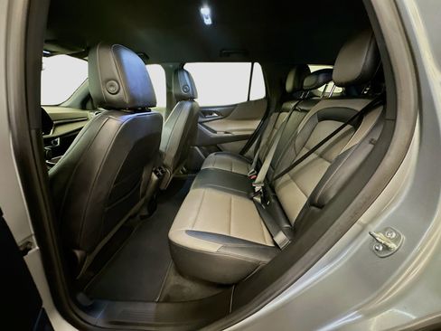 Used 2025 Chevrolet Equinox LT w/ Convenience Package II image 28