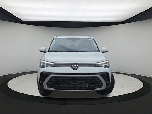 New 2026 Volkswagen Taos SEL AWD/4WD image 2