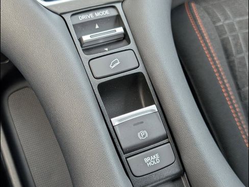 Used 2023 Honda HR-V Sport image 16