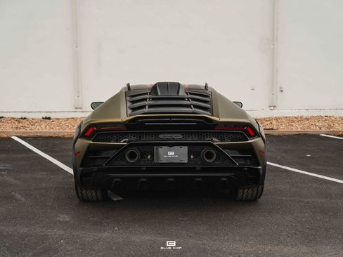 Used 2024 Lamborghini Huracan Sterrato image 26