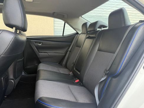 Used 2017 Toyota Corolla SE w/ SE Premium Package image 22