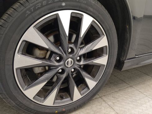 Used 2017 Nissan Sentra SR FWD image 31