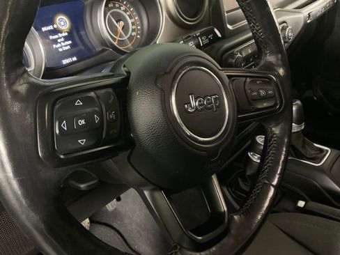 Used 2019 Jeep Wrangler Unlimited Sport S image 18