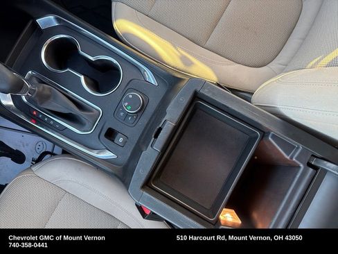 Used 2024 Chevrolet Traverse LS w/ Safety Package image 25