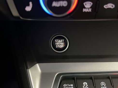 Used 2024 Audi Q3 2.0T Premium Plus image 26