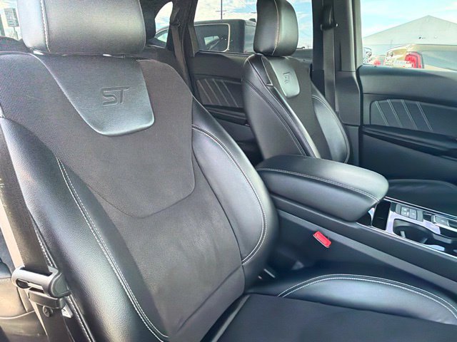 Used 2020 Ford Edge ST w/ Equipment Group 401A AWD/4WD image 10