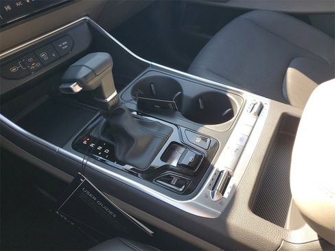 New 2026 Kia Carnival SX image 19