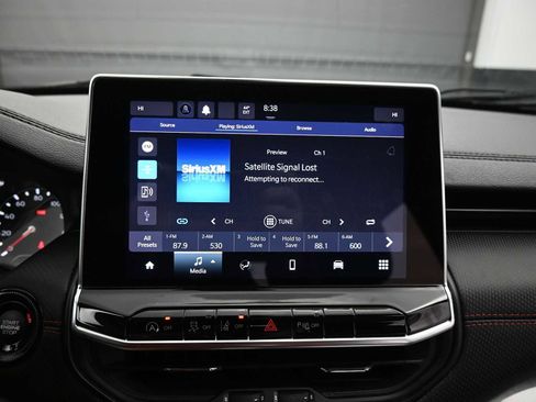 Used 2023 Jeep Compass Trailhawk image 15