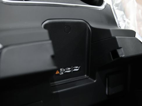 Used 2025 Chevrolet Silverado 2500 High Country w/ Technology Package image 46