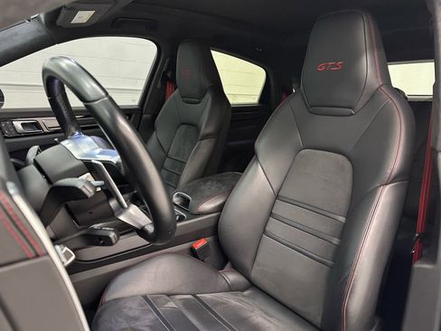 Used 2023 Porsche Cayenne GTS image 13