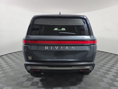 Used 2022 Rivian R1S Launch Edition Quad AWD/4WD image 4