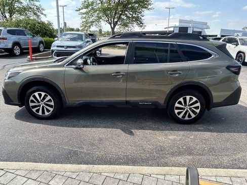 Used 2020 Subaru Outback Premium AWD/4WD image 4
