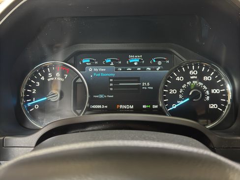 Used 2019 Ford F150 Lariat w/ Equipment Group 502A Luxury AWD/4WD image 28