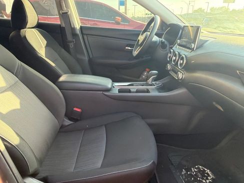 Used 2025 Nissan Sentra SV w/ Trunk Package FWD image 12