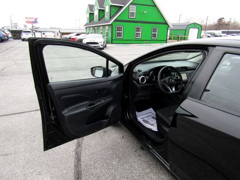 Used 2021 Nissan Versa S image 15