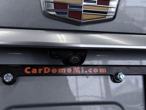 Used 2024 Cadillac XT6 Premium Luxury w/ Technology Package image 17