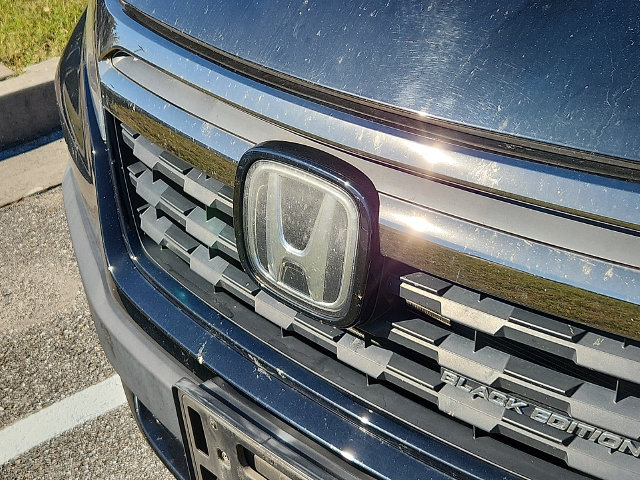 Used 2017 Honda Ridgeline Black Edition image 4