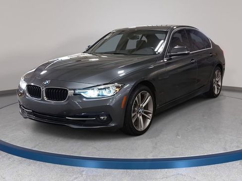 Used 2017 BMW 330i Sedan image 1