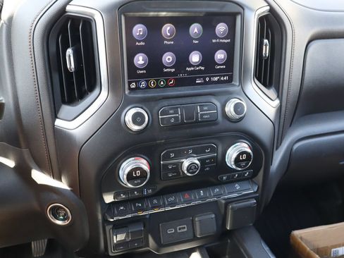 Used 2019 GMC Sierra 1500 AT4 w/ AT4 Premium Package AWD/4WD image 7