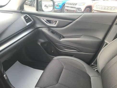 Used 2021 Subaru Forester Premium image 18