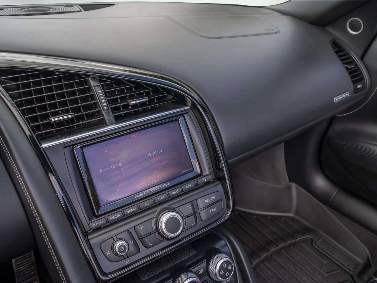 Used 2014 Audi R8 V8 AWD/4WD image 16