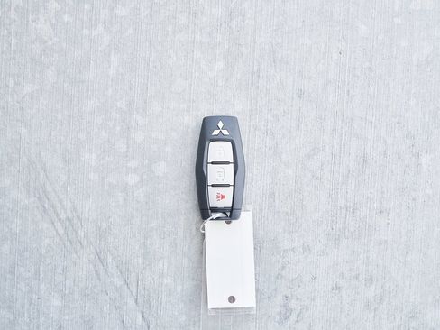 New 2026 Mitsubishi Outlander SE image 62