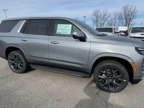 New 2026 Chevrolet Tahoe LS image 3