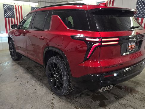 New 2026 Chevrolet Traverse RS image 2