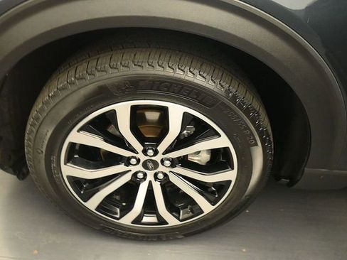 Used 2022 Ford Explorer ST-Line image 14