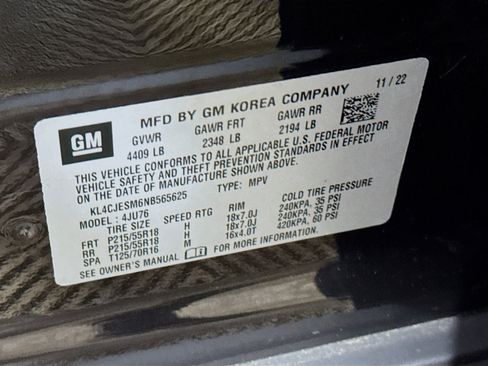 Used 2022 Buick Encore Preferred w/ Safety Package AWD/4WD image 29