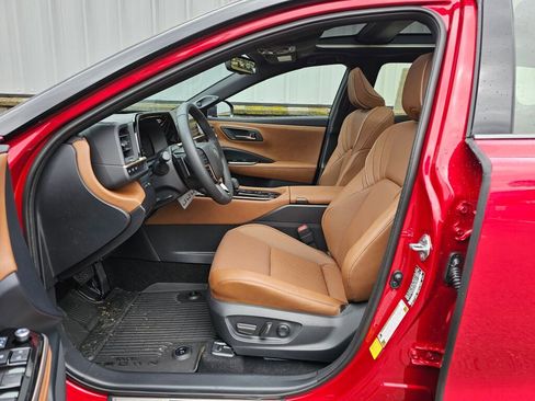 New 2026 Toyota Crown Signia image 12