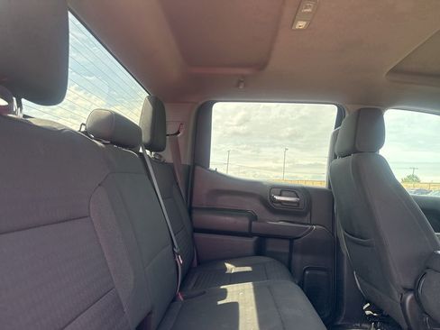 Used 2022 Chevrolet Silverado 1500 Custom RWD image 31
