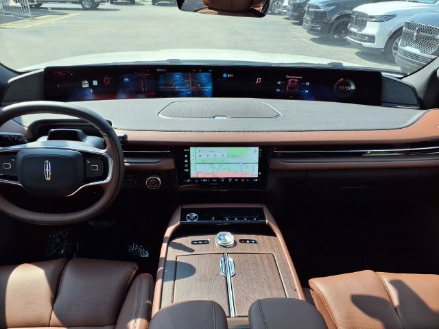New 2027 Lincoln Navigator Reserve AWD/4WD image 9