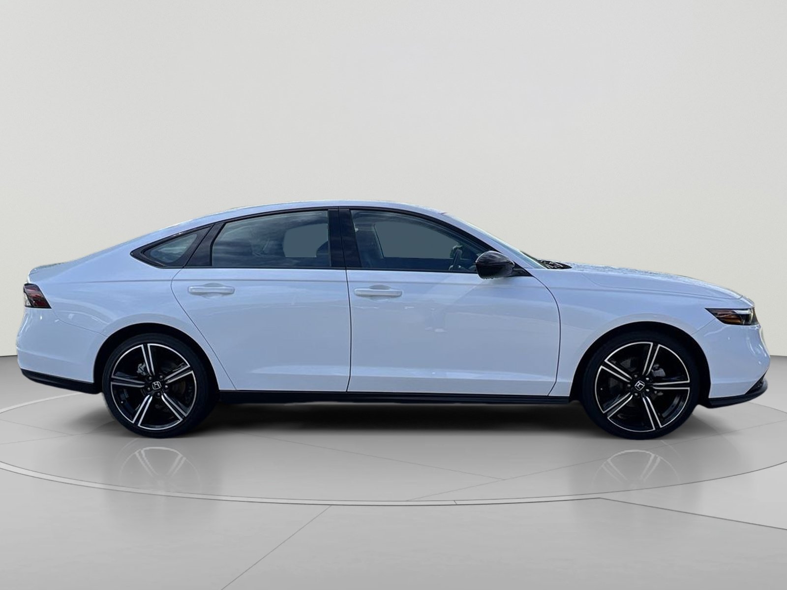 Used 2026 Honda Accord SE image 6