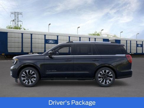 New 2026 Ford Expedition Platinum AWD/4WD image 3
