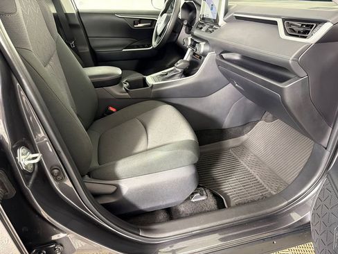 Used 2025 Toyota RAV4 XLE w/ Convenience Package image 14