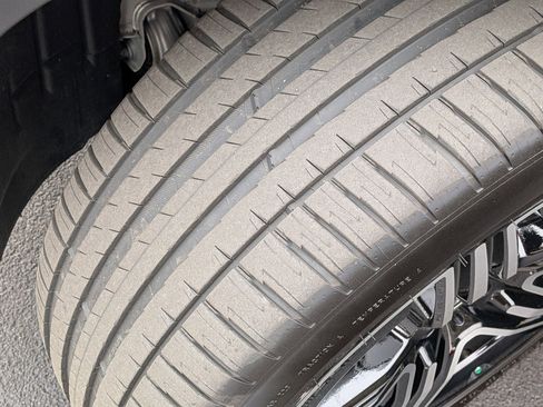 Used 2026 Mercedes-Benz GLC 300 4MATIC image 12