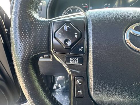 Used 2024 Toyota 4Runner TRD Off-Road Premium w/ Moonroof Package AWD/4WD image 34