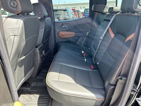 New 2026 GMC Canyon AT4 w/ AT4 Premium Package AWD/4WD image 25