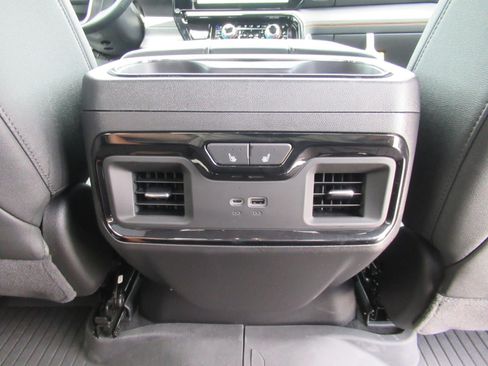 New 2026 GMC Sierra 1500 AT4 w/ AT4 Premium Package AWD/4WD image 38