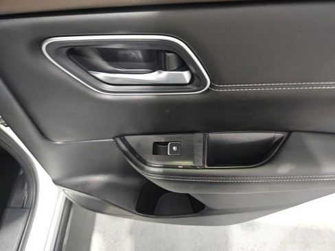 Used 2023 Nissan Rogue Platinum AWD/4WD image 23