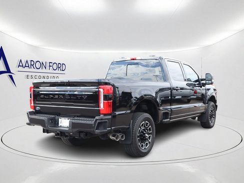 Used 2025 Ford F350 Platinum AWD/4WD image 4