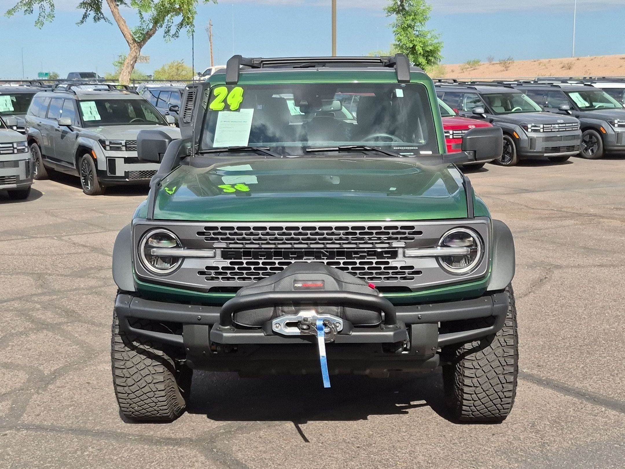 Used 2024 Ford Bronco Everglades AWD/4WD image 2