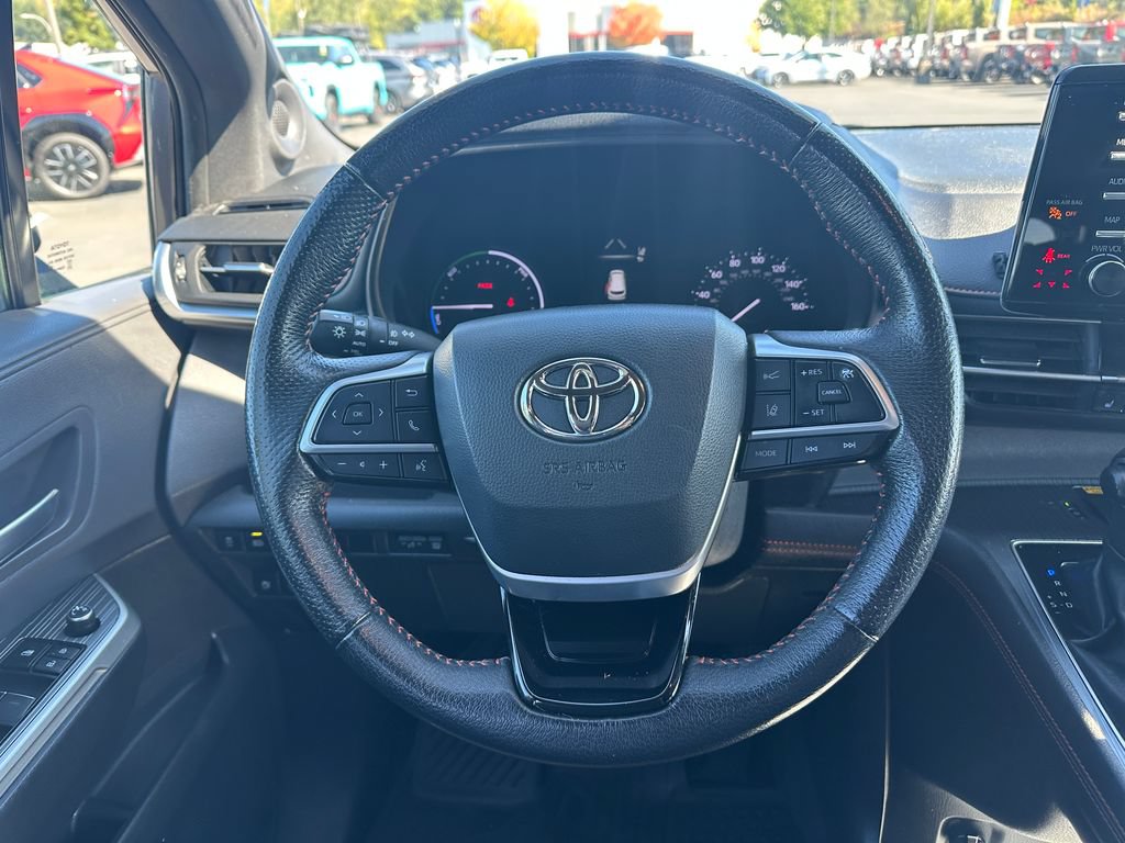 Used 2022 Toyota Sienna XSE w/ XSE Plus Package FWD image 20